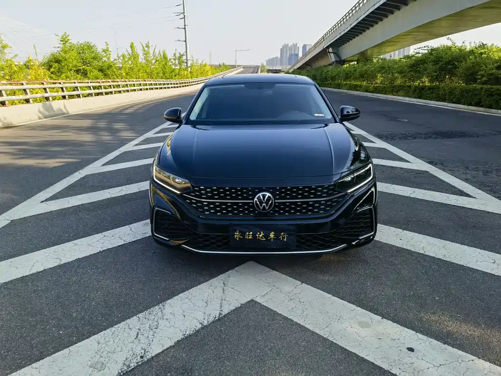 Passat 2022 330TSI Starlight Elite Edition