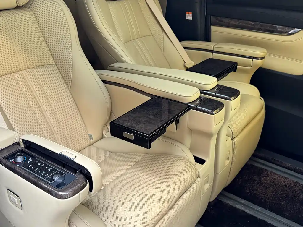 Alphard 2021 Hybrid 2.5L Premium Edition
