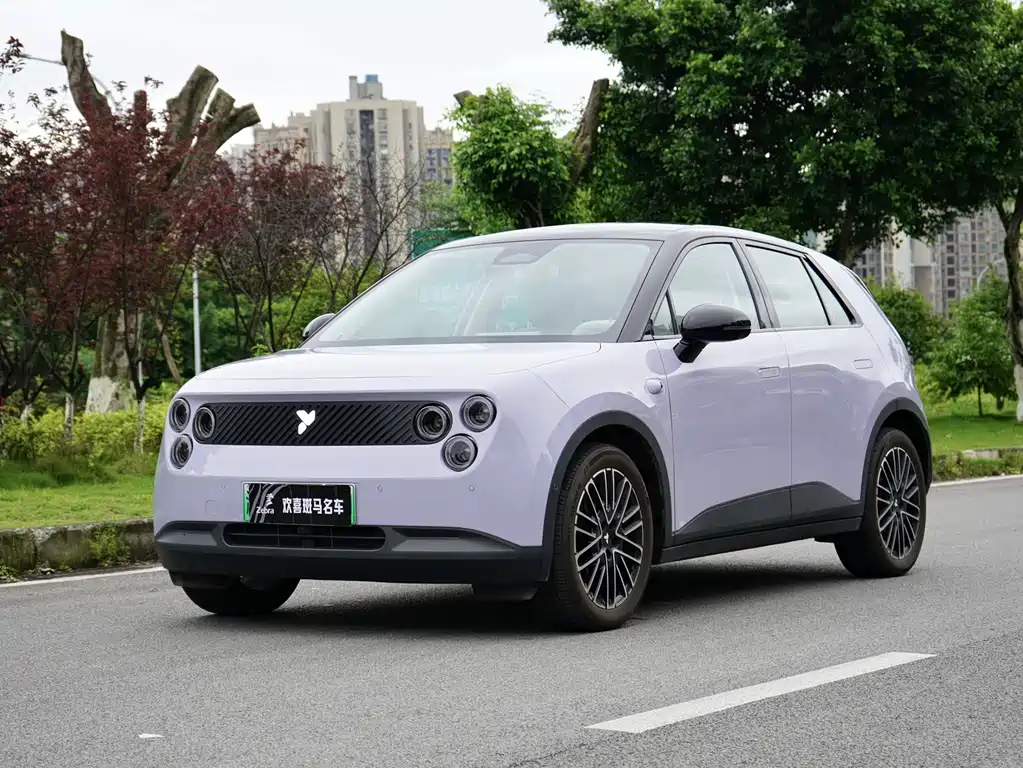 Geely Firefly 2025 Light-up Edition
