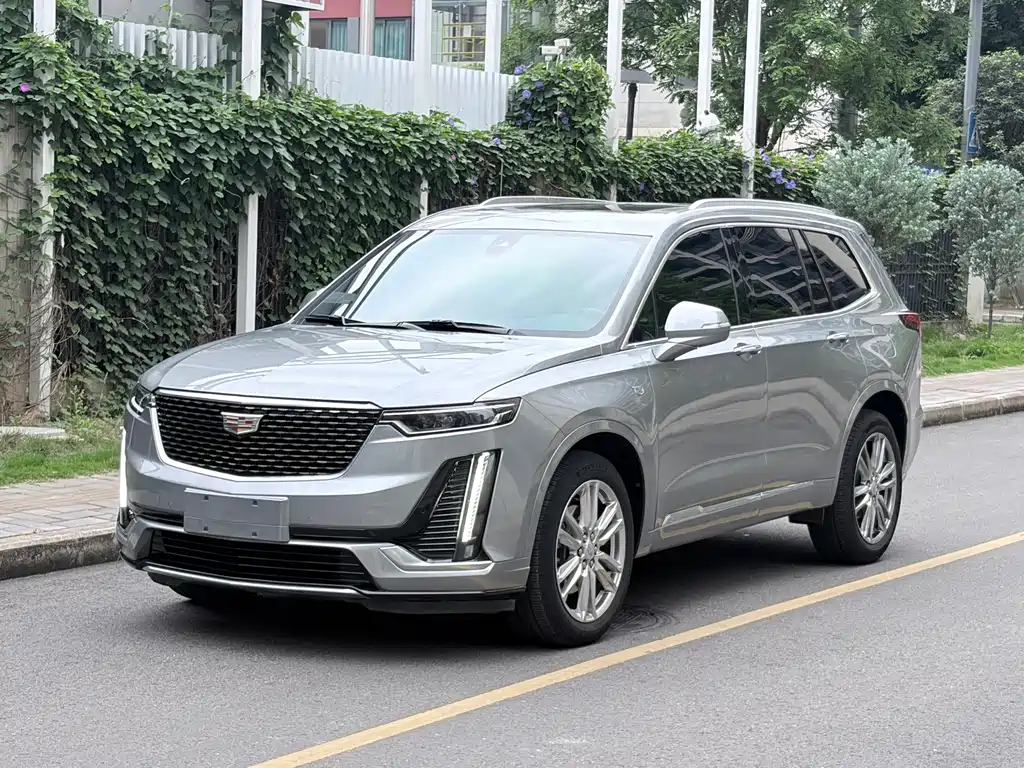 Cadillac XT6 2022 2.0T AWD Luxury 6-Seater