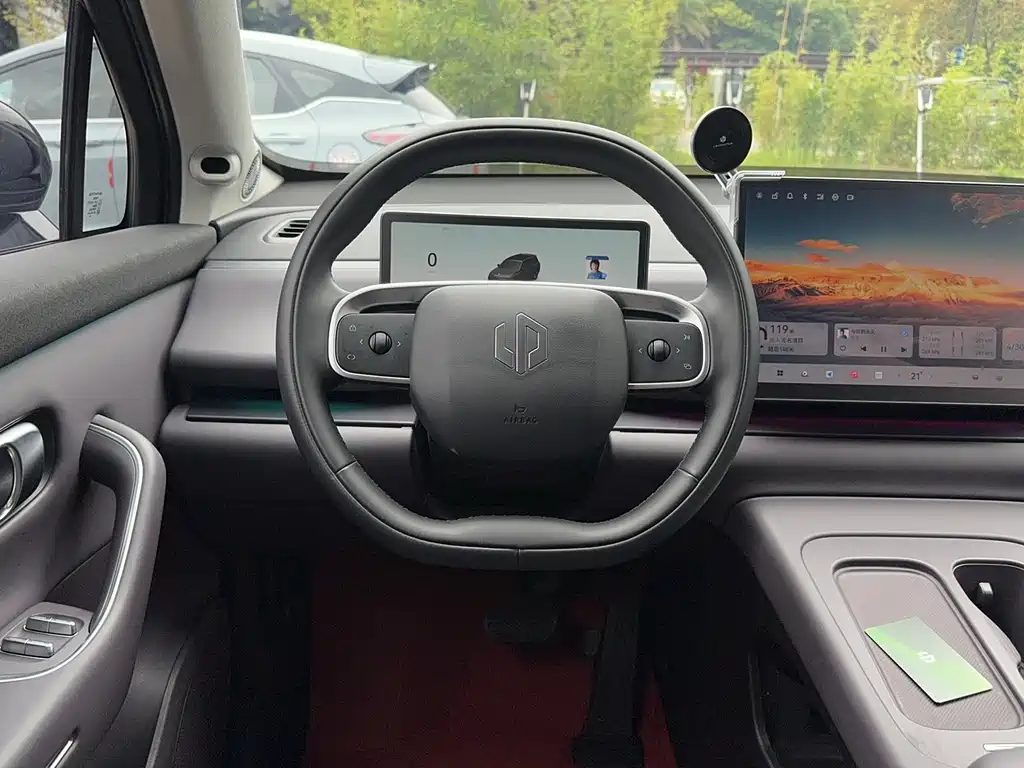 Leapmotor C16 2024 EREV 200 Premium Edition