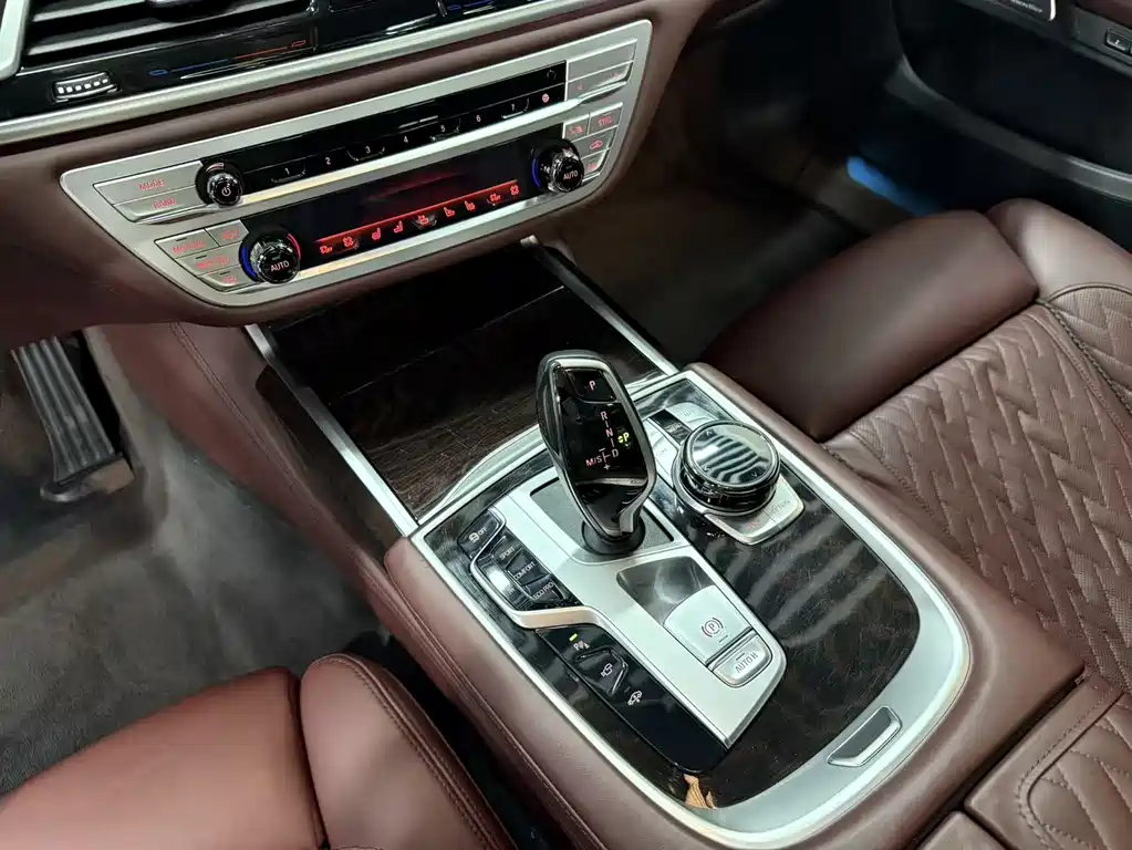 BMW 7 Series 2021 740Li xDrive Executive Luxury Package