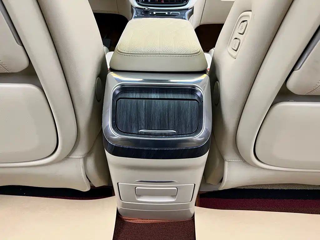 Buick GL8 2023 ES Land Business Class Luxury Edition