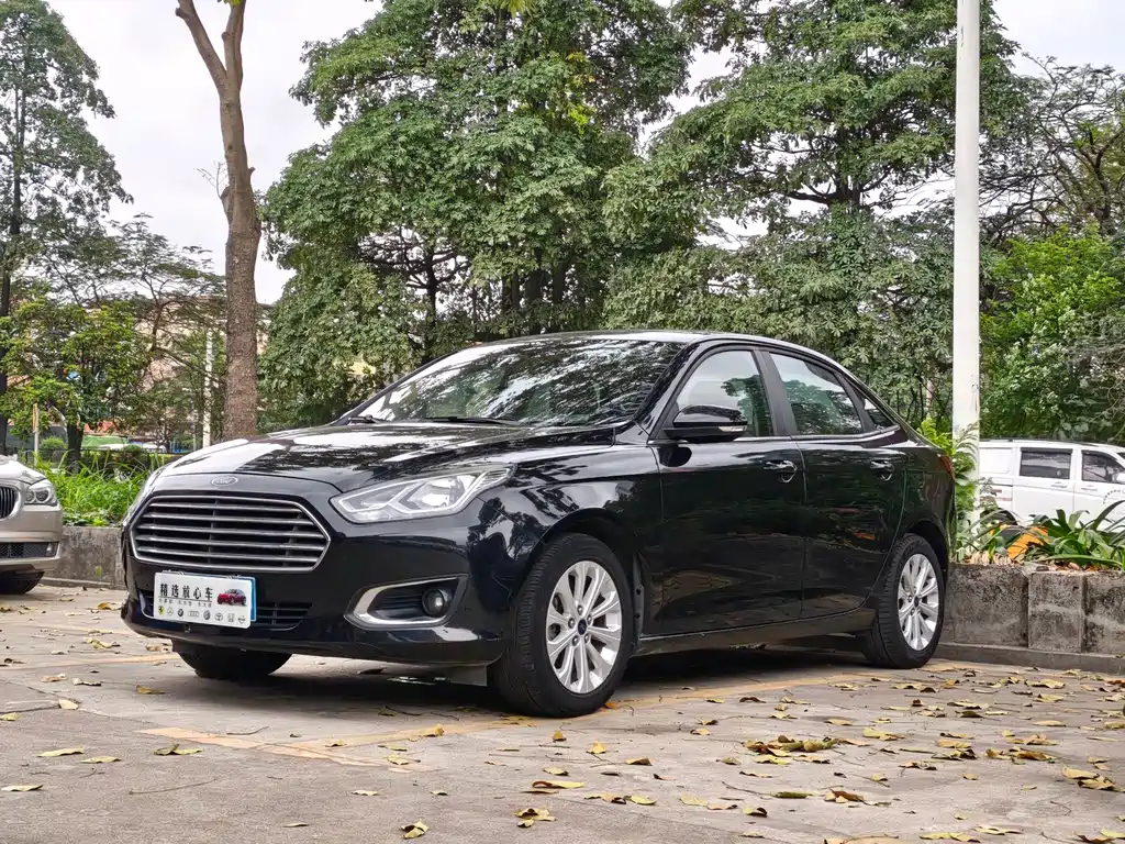 Ford Escort 2015 1.5L Automatic Fashion Edition