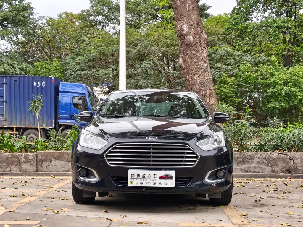 Ford Escort 2015 1.5L Automatic Fashion Edition