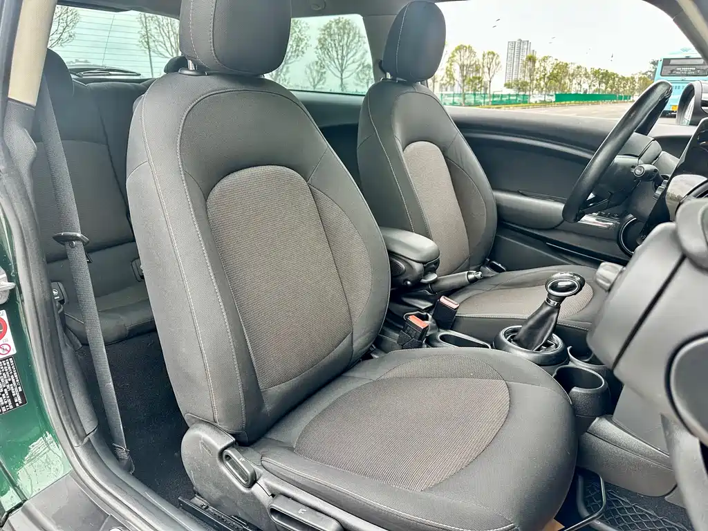 MINI 2016 1.2T ONE Pioneer