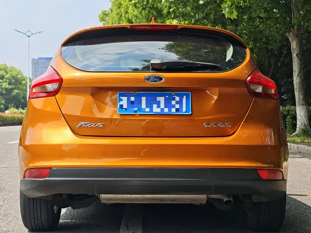 Ford Focus 2017 Hatchback 1.6L Automatic Comfort Zhixing Edition