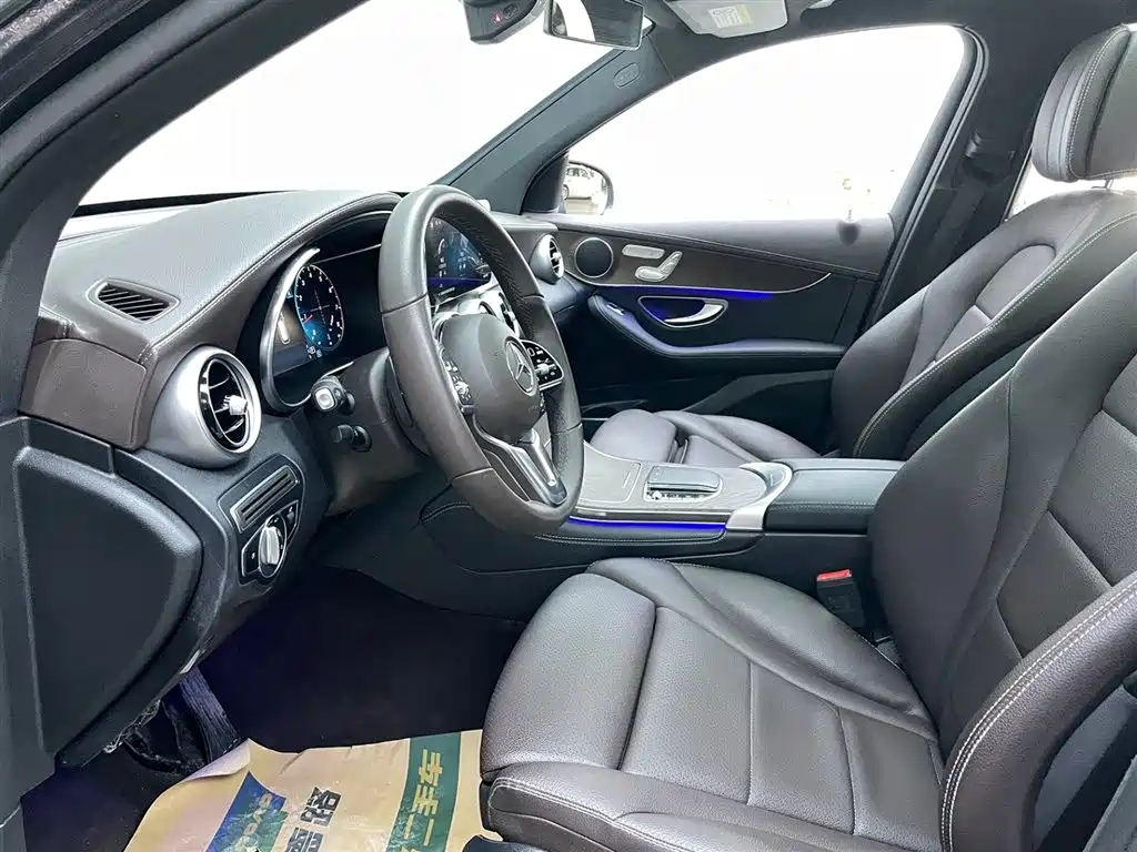 Mercedes-Benz GLC 260 L 4MATIC Luxury 2021