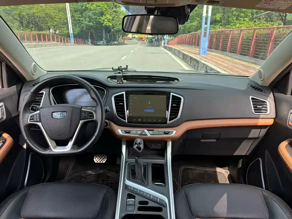Geely Vision X6 2018 1.4T CVT 4G Connect Flagship