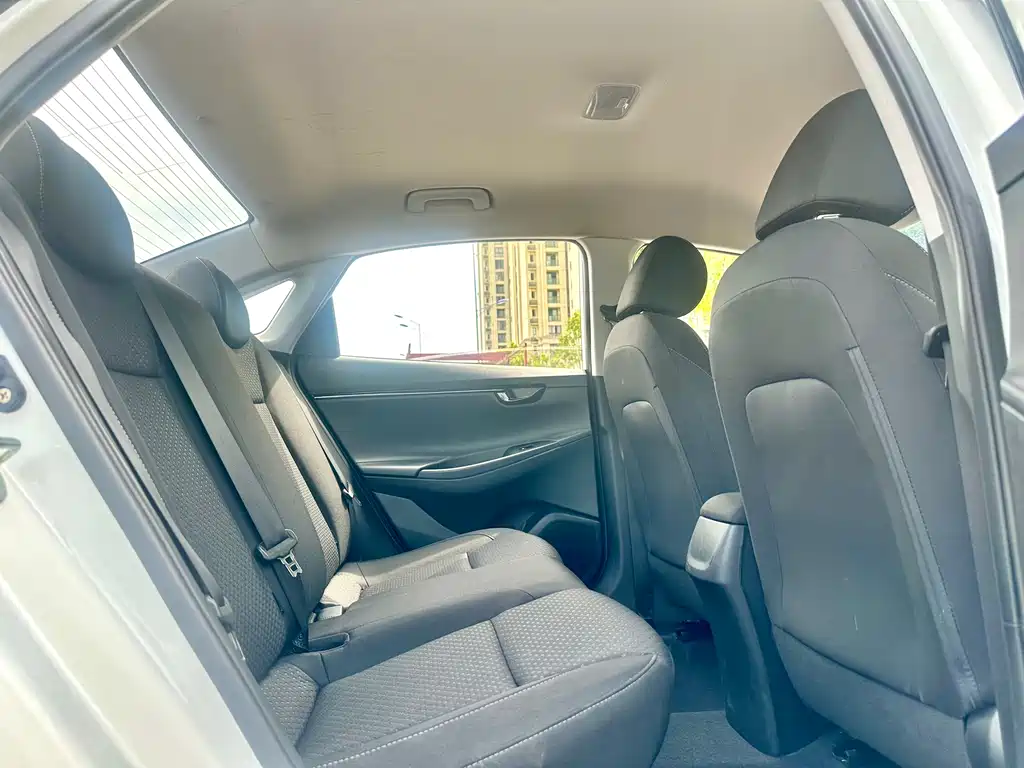 Elantra 2018 1.6L Automatic GL