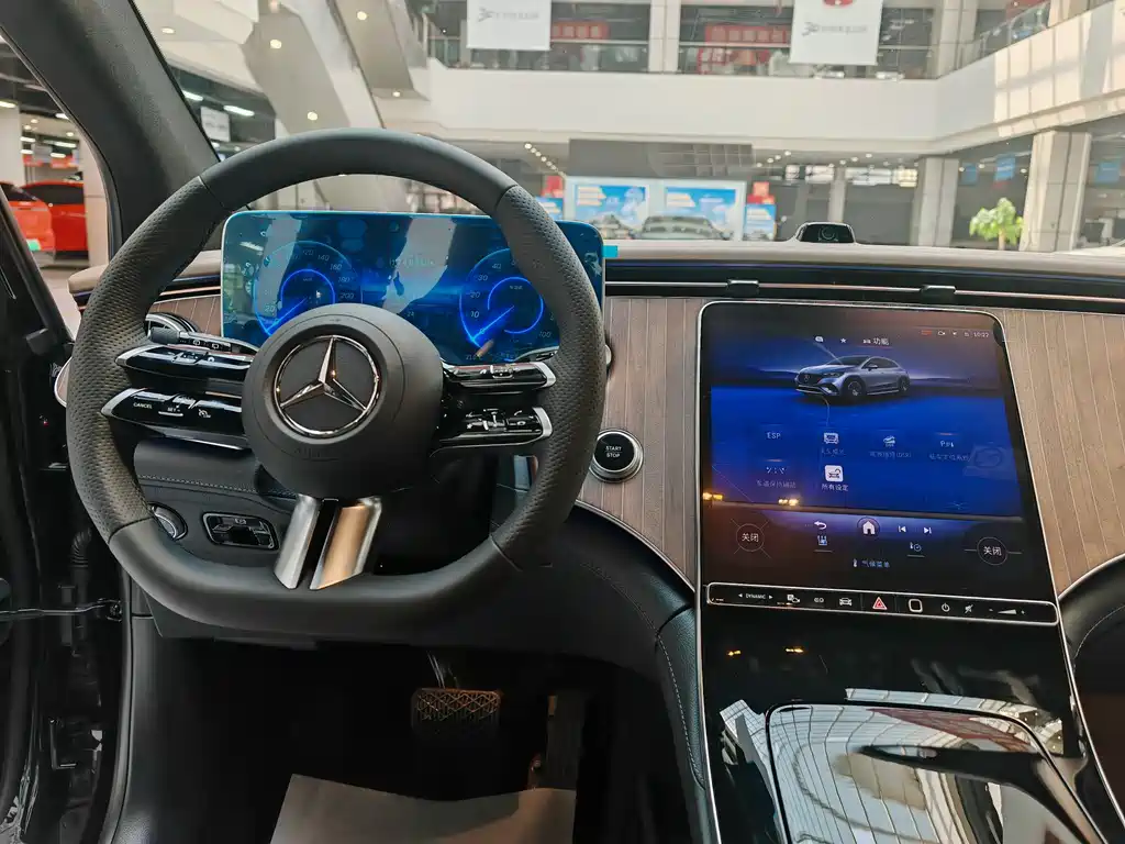 Mercedes-Benz EQE SUV 500 4MATIC