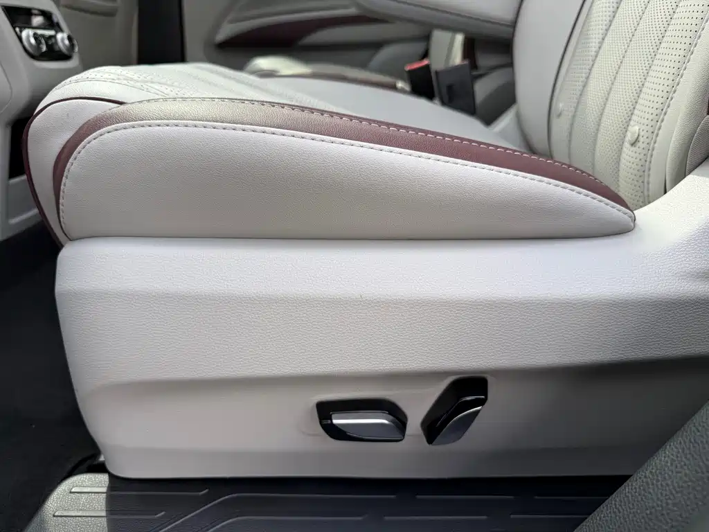 Ford Equator 2021 EcoBoost 225 Zunling Plus 6-seater