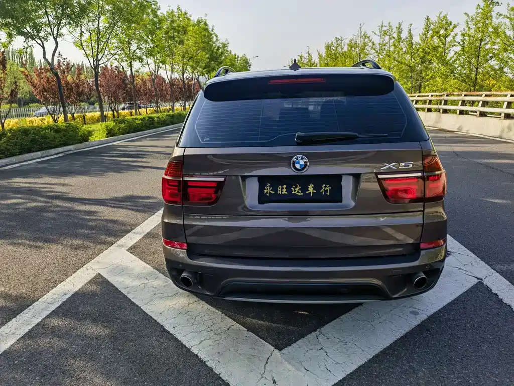 BMW X5 (Import) 2011 xDrive35i Leading Edition