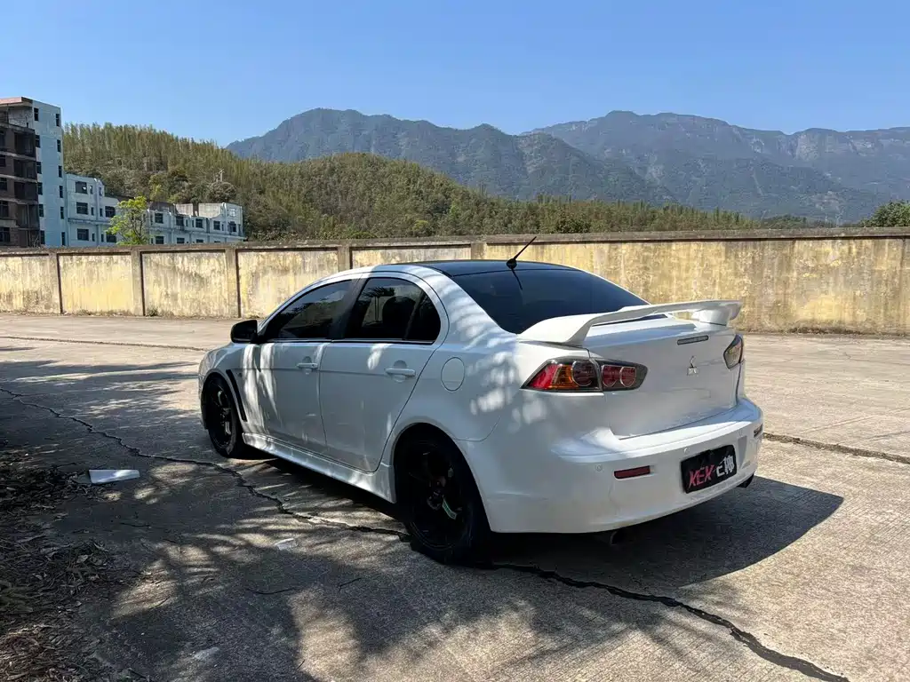 Mitsubishi Lancer EX 2013 Fashion Edition 1.8L Manual Wise Type