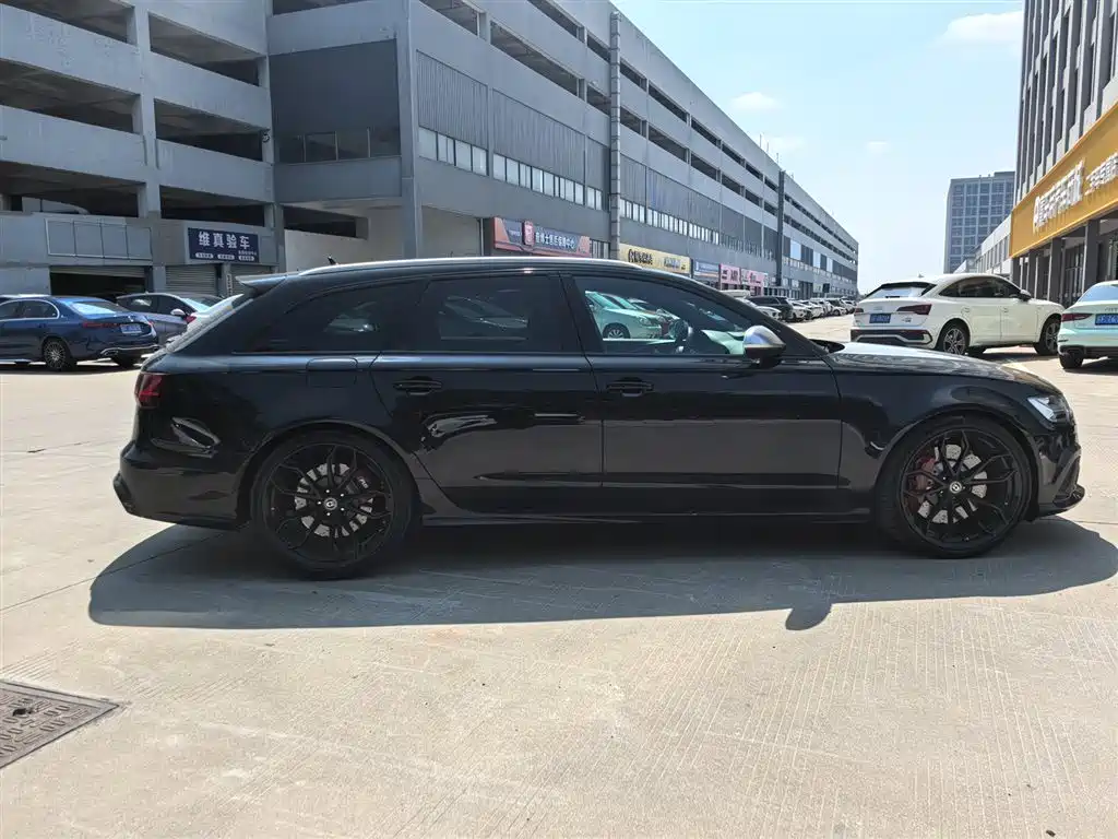 Audi RS 6 Avant 2016 4.0T