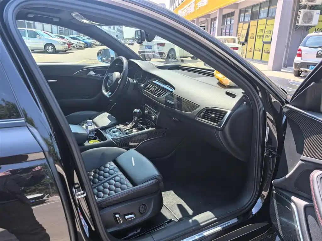 Audi RS 6 Avant 2016 4.0T