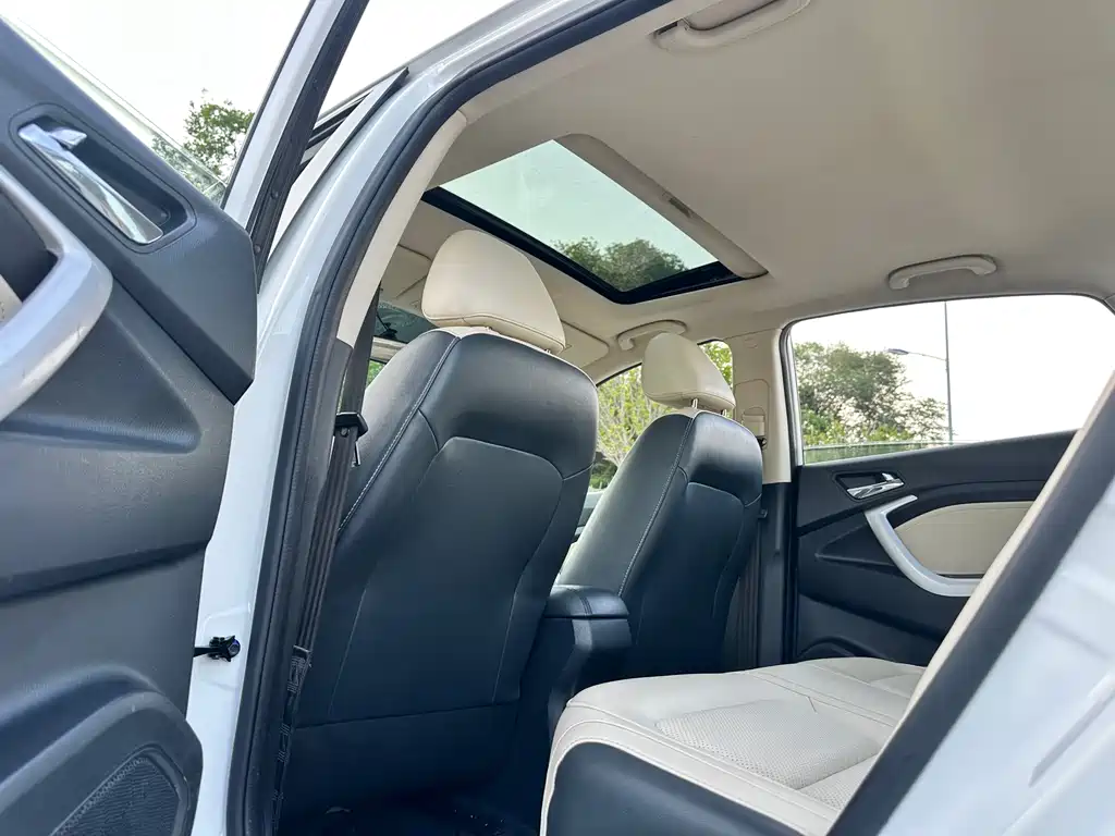 Changan Alsvin V7 2015 1.6L Manual Lexiang Type China IV