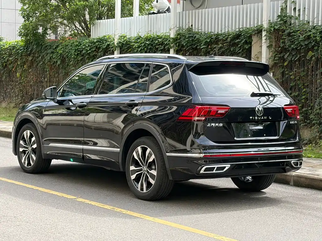 Volkswagen Tiguan L 2024