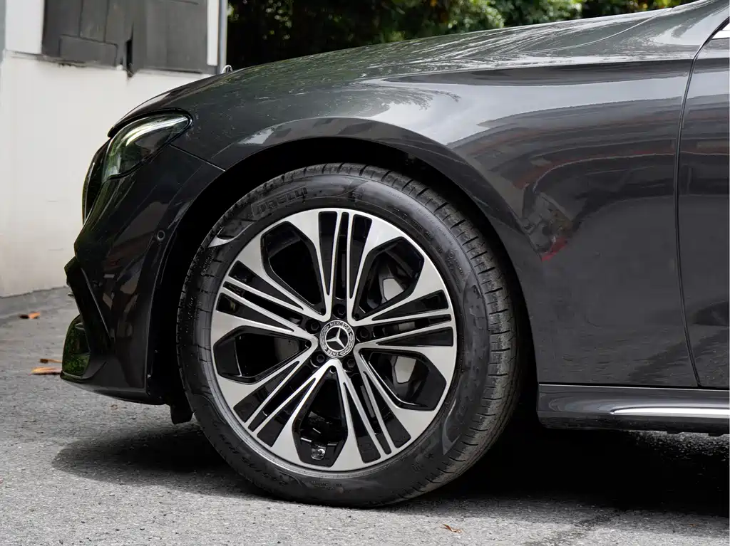 Mercedes-Benz E-Class 2024 E 300 L Sport
