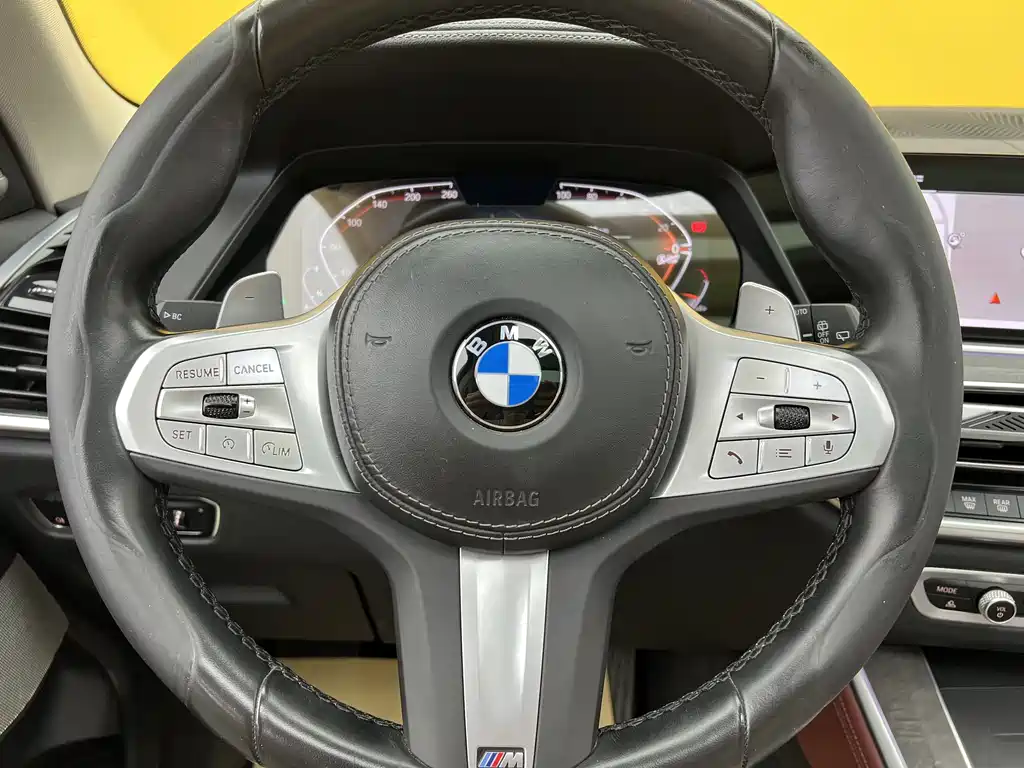 BMW X5 2022 xDrive 30Li M Sport