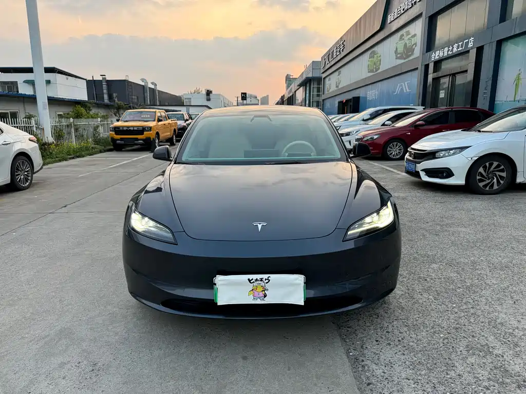 Model 3 2023 RWD