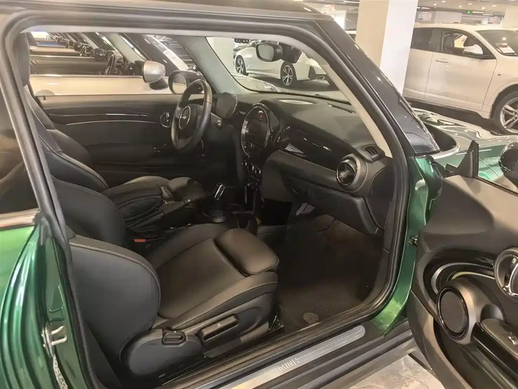 MINI Cooper 2023 Facelift 1.5T Artist Edition