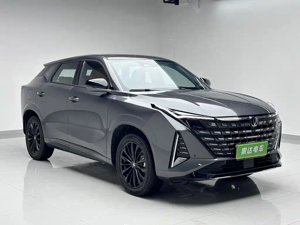 Changan UNI-Z 2024 PHEV iDD 125km Leading Edition