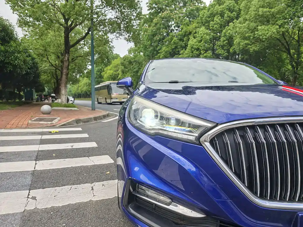 Hongqi H5 2019 30TD Lingdong Edition