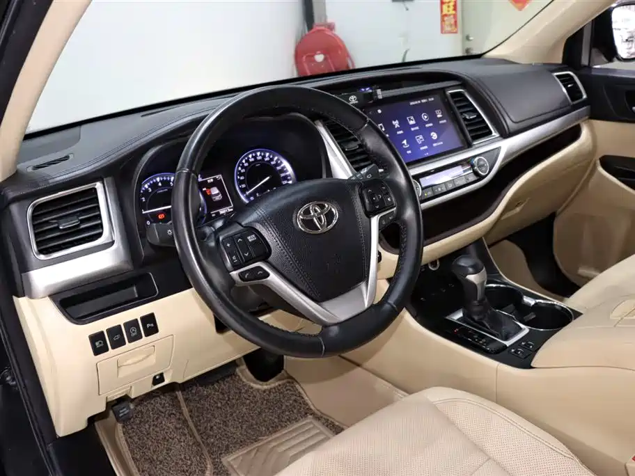 2018 Toyota Highlander 2.0T AWD Prestige Edition 7-Seater China V