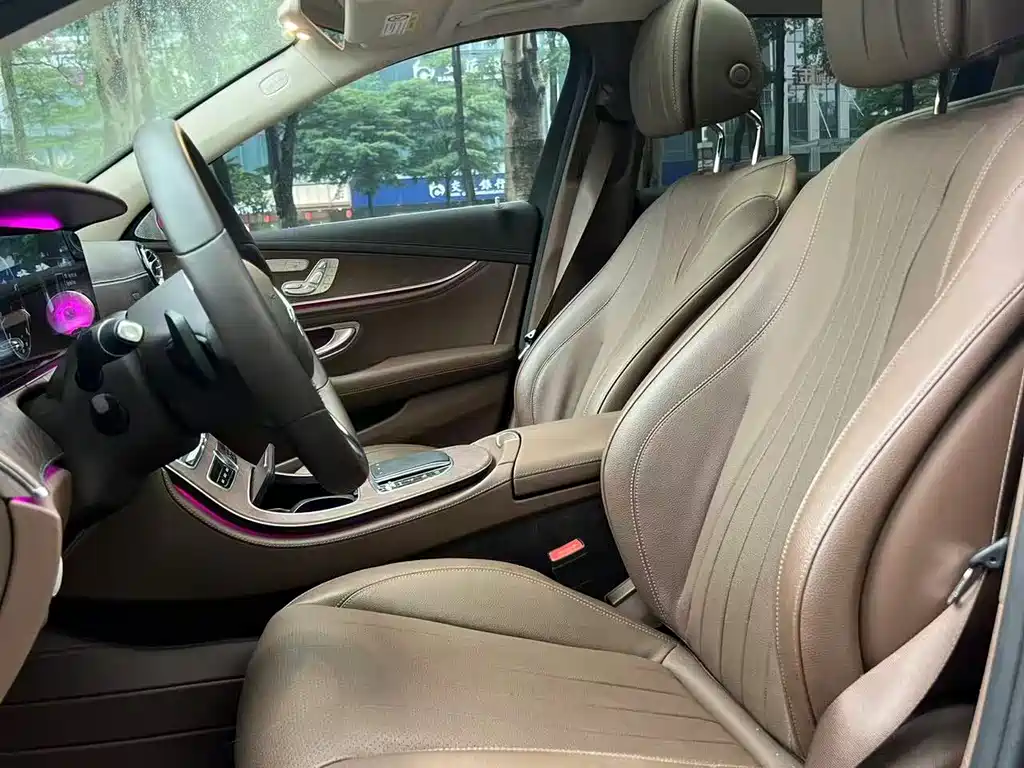 Mercedes-Benz E-Class 2020 E 300 L Fashion