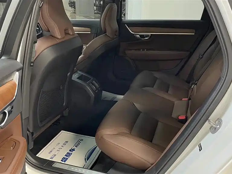 Volvo S90 2023 B5 Inscription