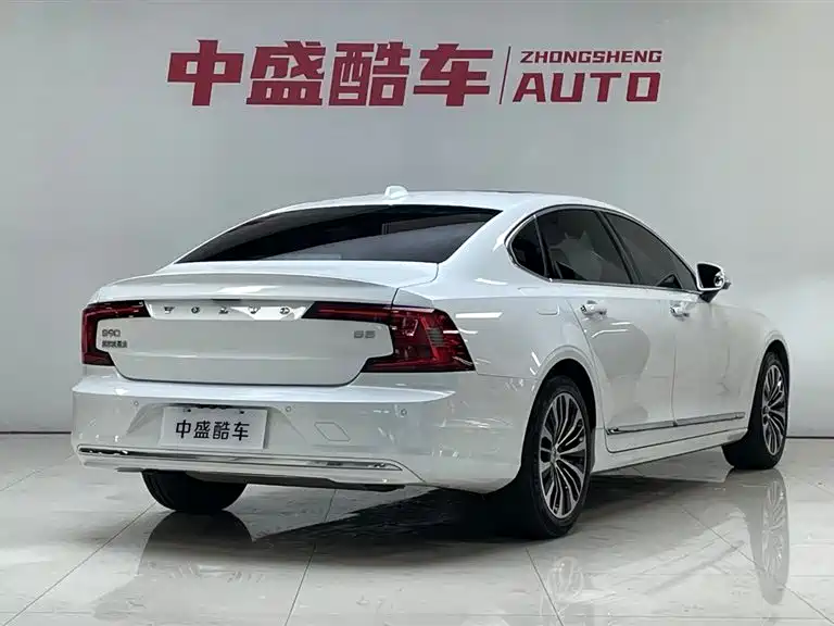 Volvo S90 2023 B5 Inscription