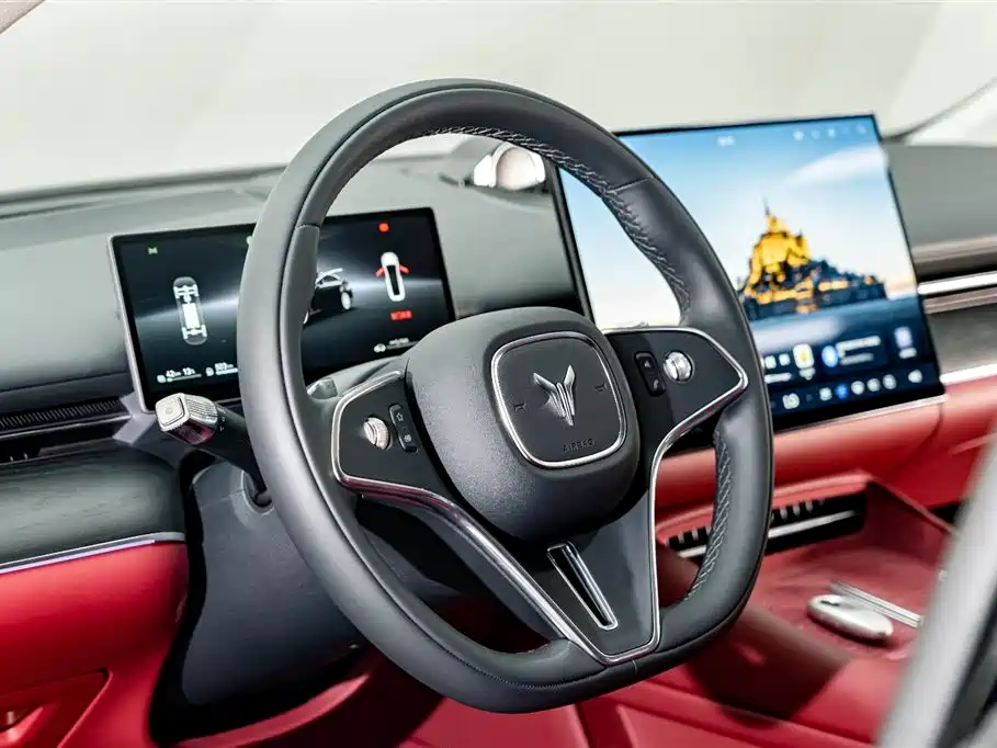 Voyah Zhuiguang L 2026 AWD Ultra