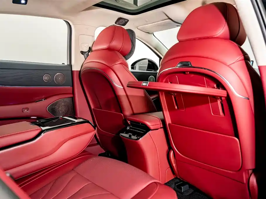 Voyah Zhuiguang L 2026 AWD Ultra