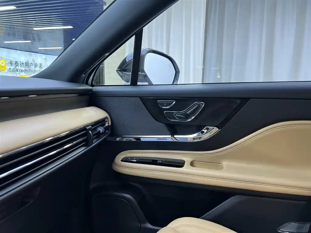 Lincoln Corsair 2022 2.0T FWD Elegant Edition