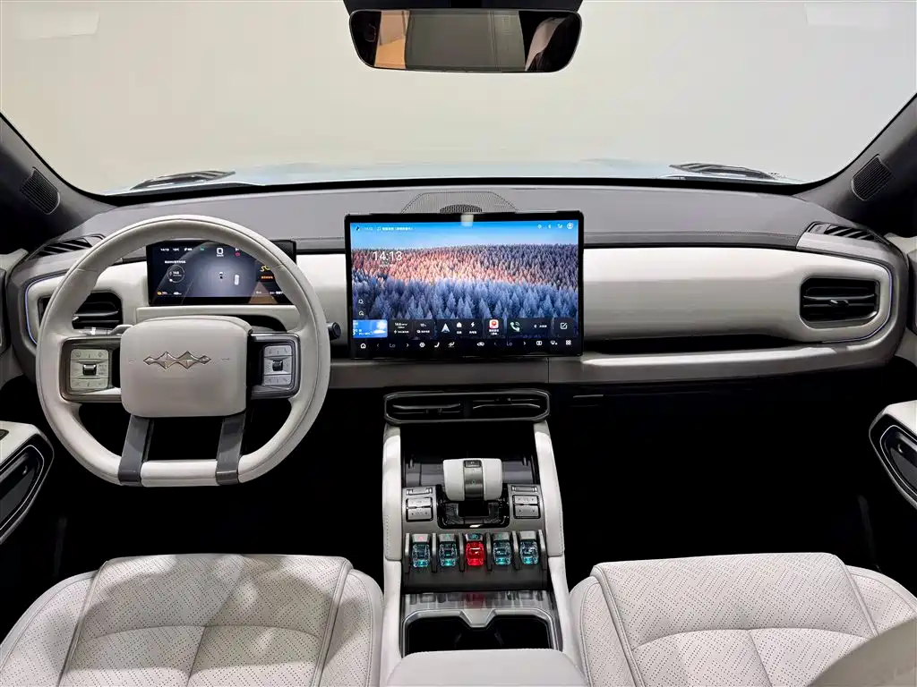 Titan 3 2025 501KM RWD Max