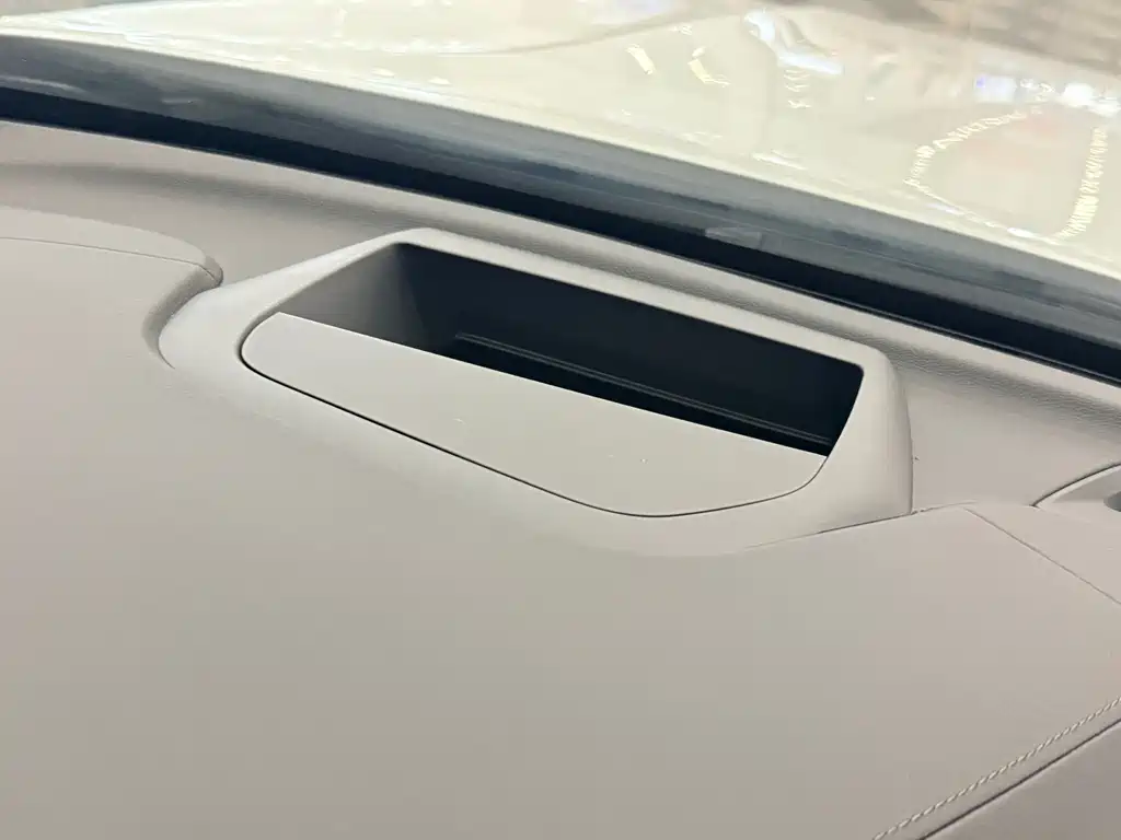 Volvo XC60 Plug-in Hybrid 2025 Long Range AWD Inscription