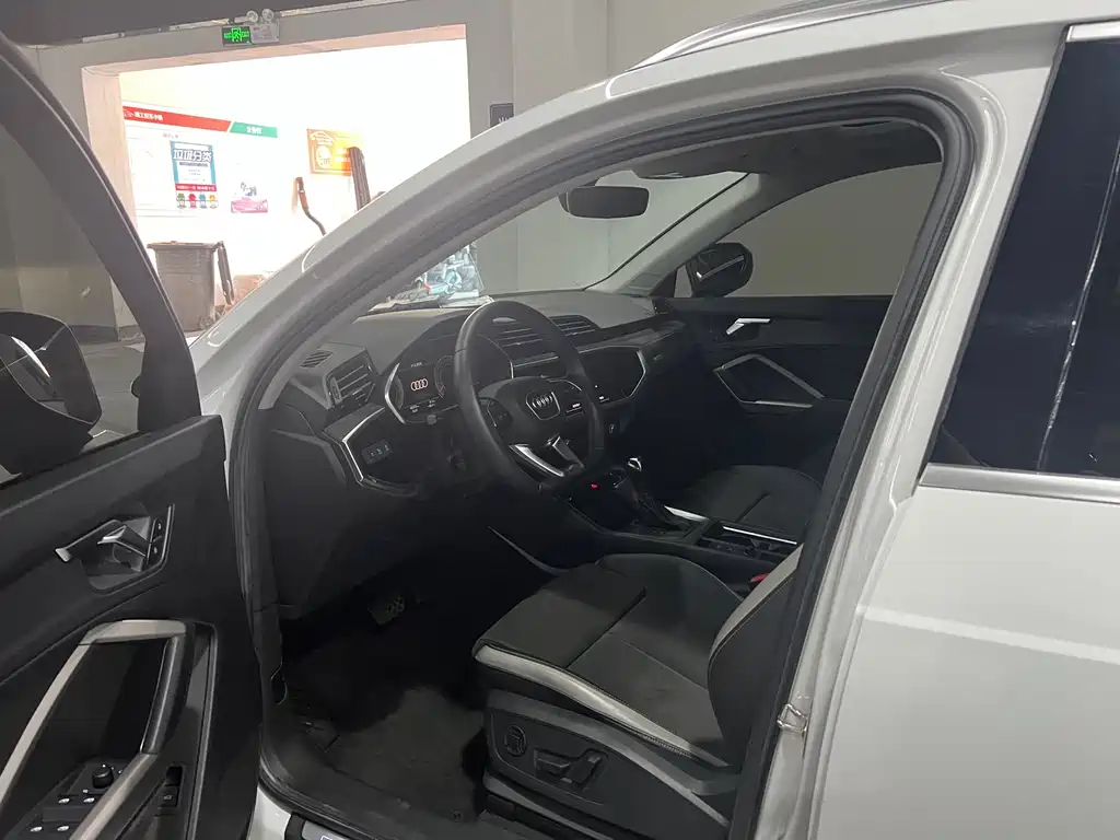 Audi Q3 2022 35 TFSI Fashion Dynamic