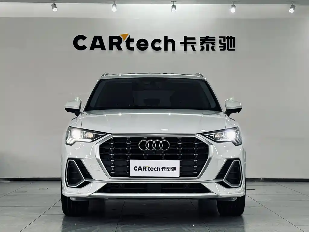 Audi Q3 2021 40 TFSI Fashion Dynamic Edition