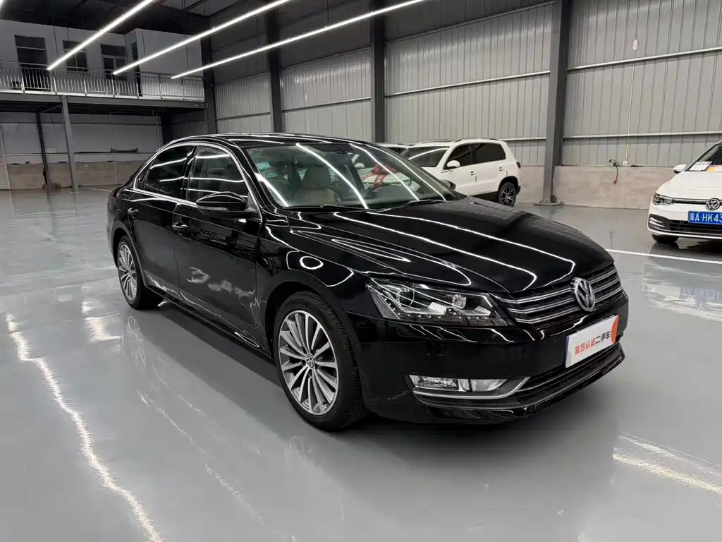 Volkswagen Passat 2011 1.8TSI DSG Yuzun Edition