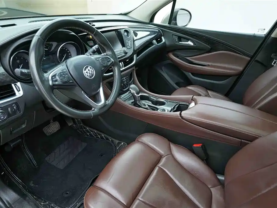 Avenir Plus 2016 28T 4WD Luxury Edition