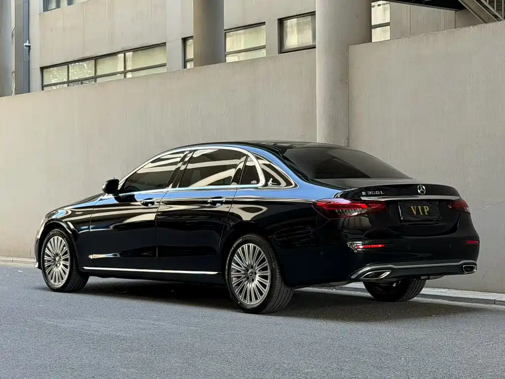Mercedes-Benz E-Class 2023 E 300 L Luxury