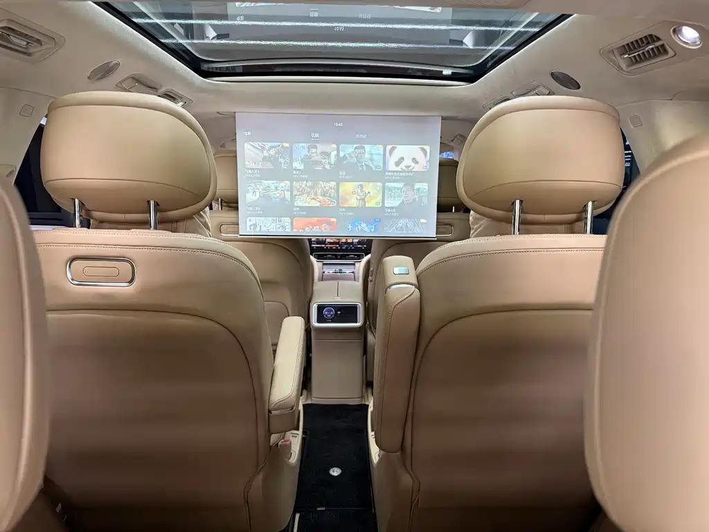 AITO M9 2025 EREV Ultra Edition 52kWh 6-Seater with 192-Line LiDAR