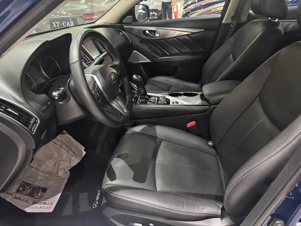 Infiniti Q50L 2018 2.0T Jinxiang Edition China V