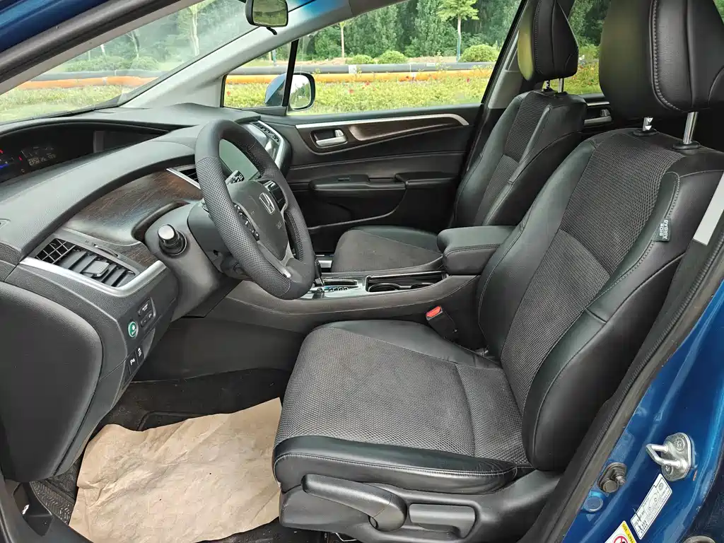 Honda Jade