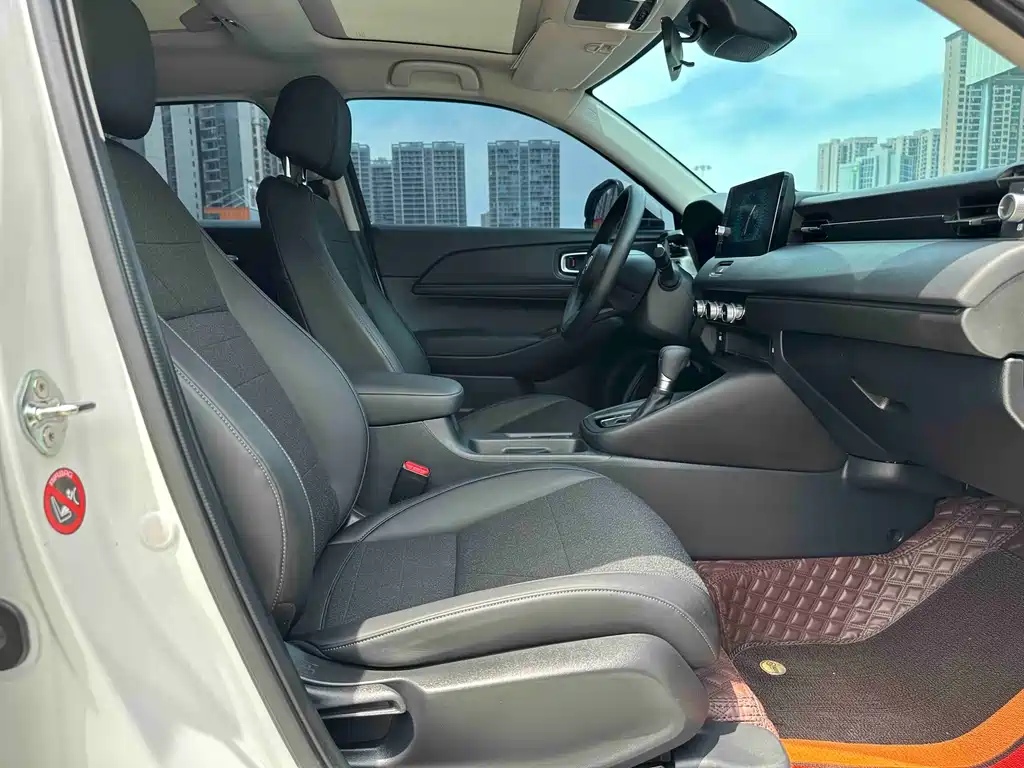 Honda Vezel 2023 1.5L CVT Tech Edition