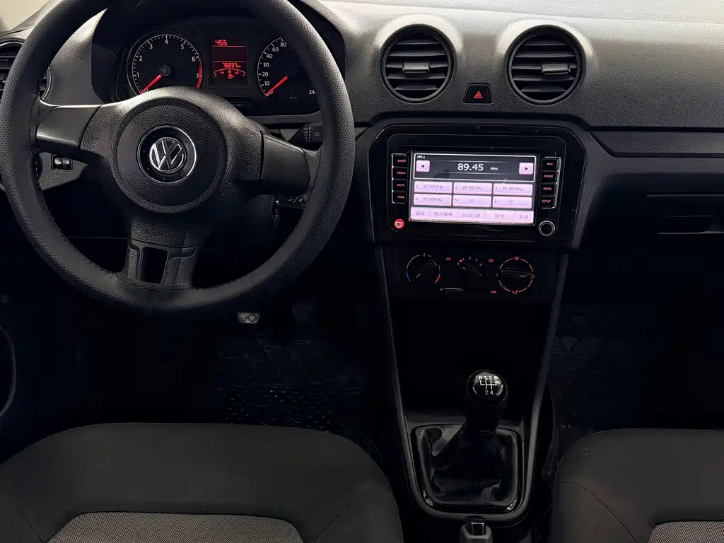 Jetta 2015 Zhihui Edition 1.4L Manual Fashion Type