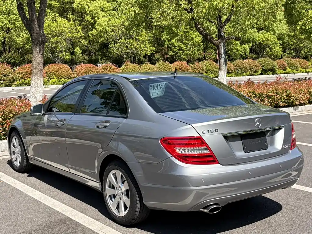 Mercedes-Benz C-Class 2013 C 180 Classic Grand Edition