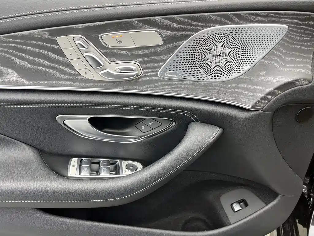 Mercedes-Benz CLS 300 Luxury Edition 2021