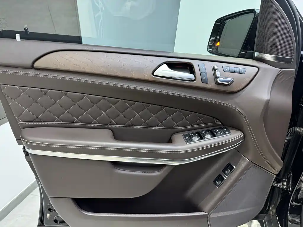 Mercedes-Benz GLS 2018 GLS 500 4MATIC